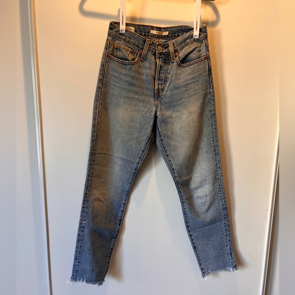 Levi’s Women’s Wedgie Jeans Size 24 See Description